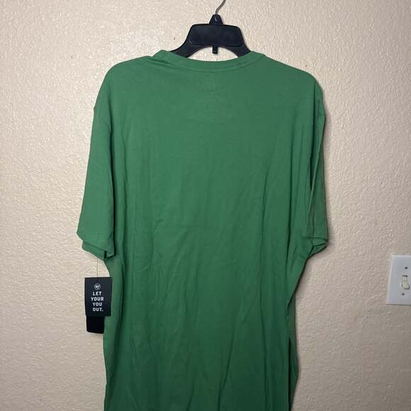 Philadelphia Eagles Fly Eagles Fly 47 Brand NFL T Shirt.  Size XXL. New with tag - Picture 5 of 5